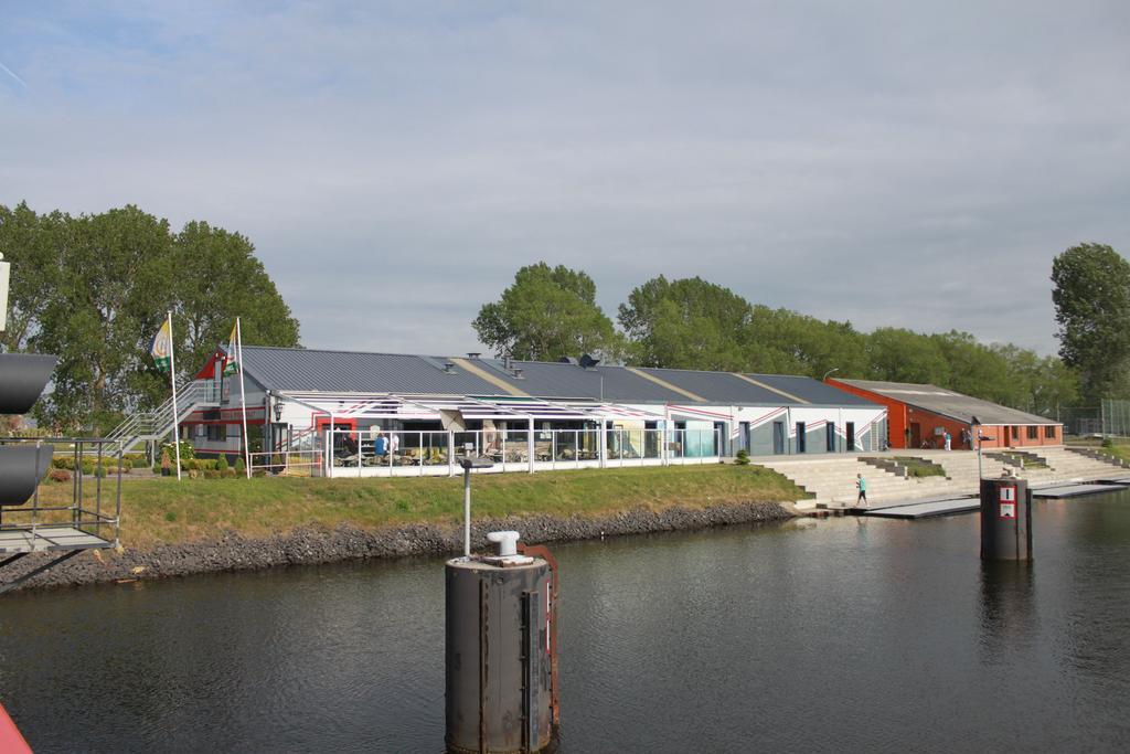 Herdersbrug Youth Hostel Bruges Luaran gambar